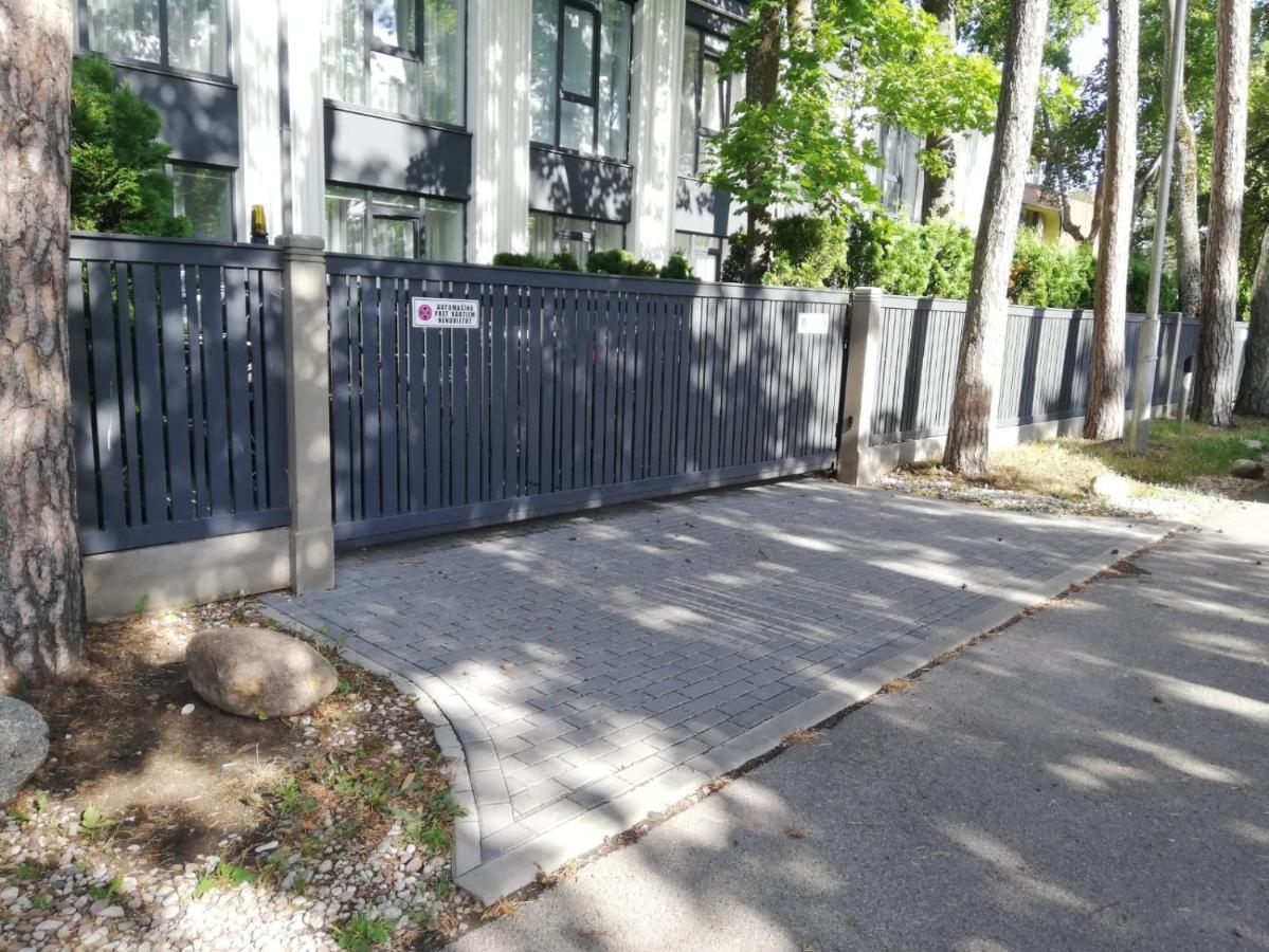 New Big Loft Apartments Jurmala With Free Secured Parking Экстерьер фото