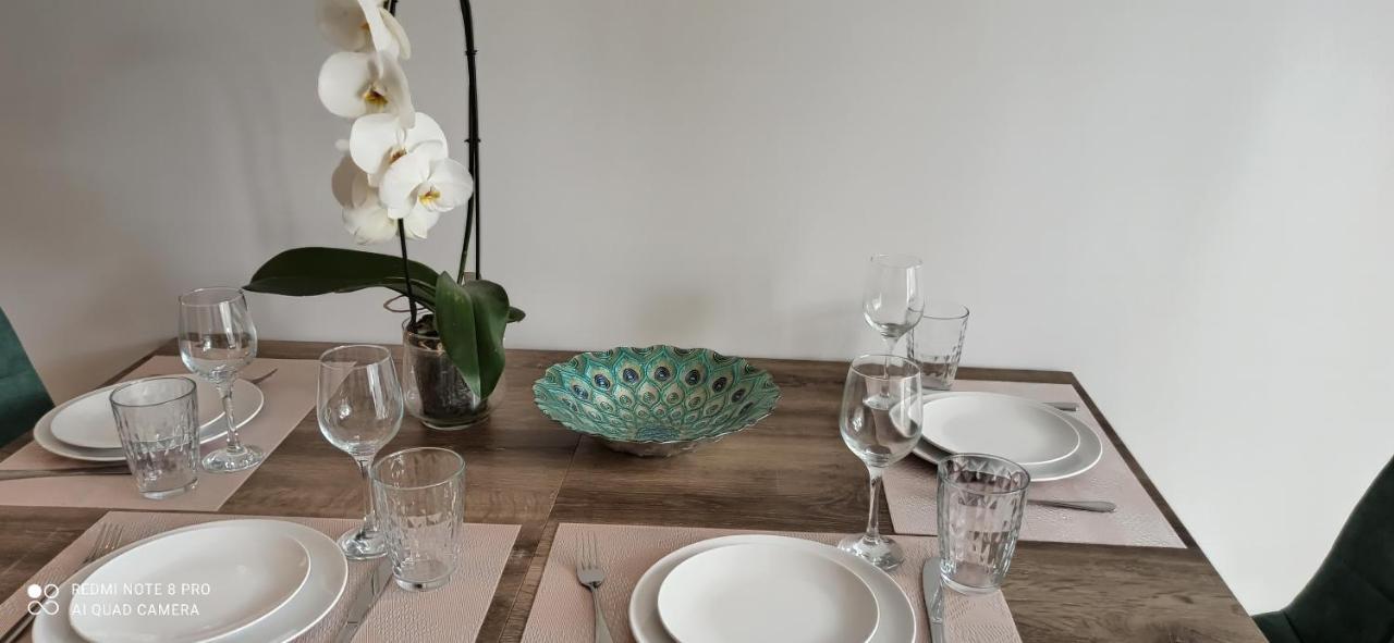 New Big Loft Apartments Jurmala With Free Secured Parking Экстерьер фото